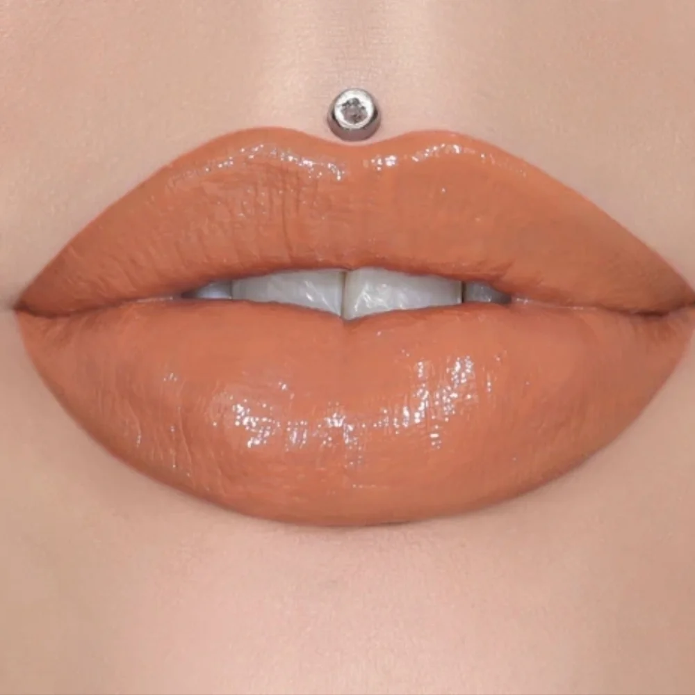 Jeffree Star Supreme Gloss Nude Garden